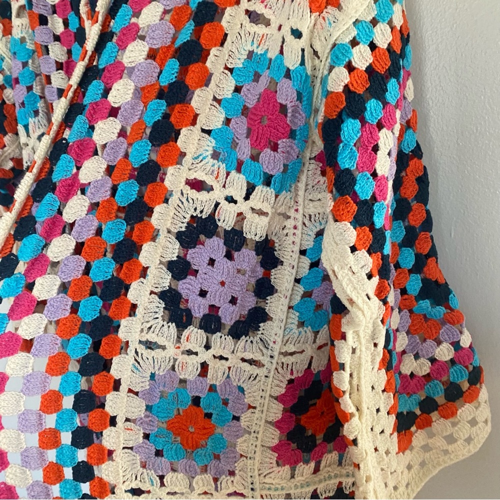Colorful mosaic crochet cardigan cottagecore granny squares - Picture 5 of 7
